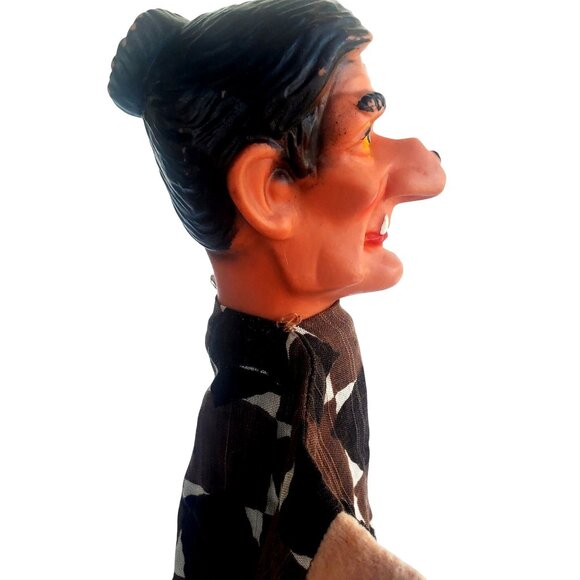 Vintage Witch Hand Puppet Rubber Head Cloth Body 1950s Fairy Tale Old Hag - Picture 6 of 11